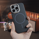 Case iPhone Matte com Protetor de Lentes em Metal