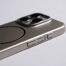 Case Minimalista para iPhone Fosca com Carregamento MagSafe