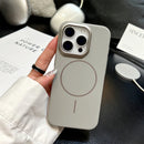 Case iPhone Matte com Protetor de Lentes em Metal