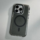 Case iPhone em fibra de carbono exclusiva com MagSafe