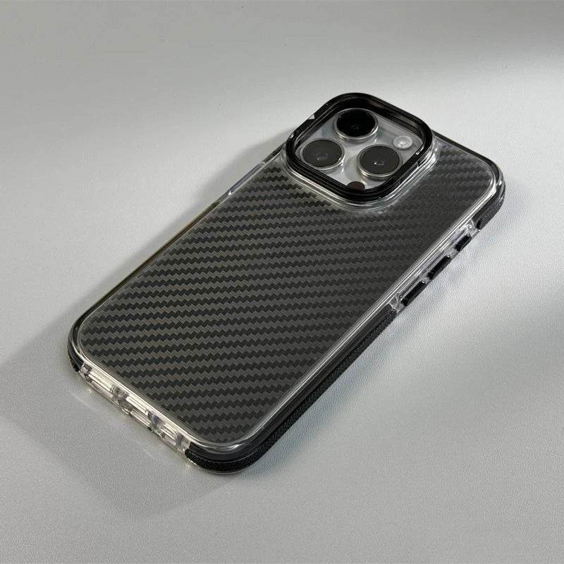 Case iPhone Transparente com Fibra de Carbono e Carregamento MagSafe