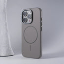 Case iPhone em Fibra de Carbono Texturada e Carregamento MagSafe