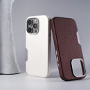 Case iPhone em Couro com Metal e Carregamento MagSafe