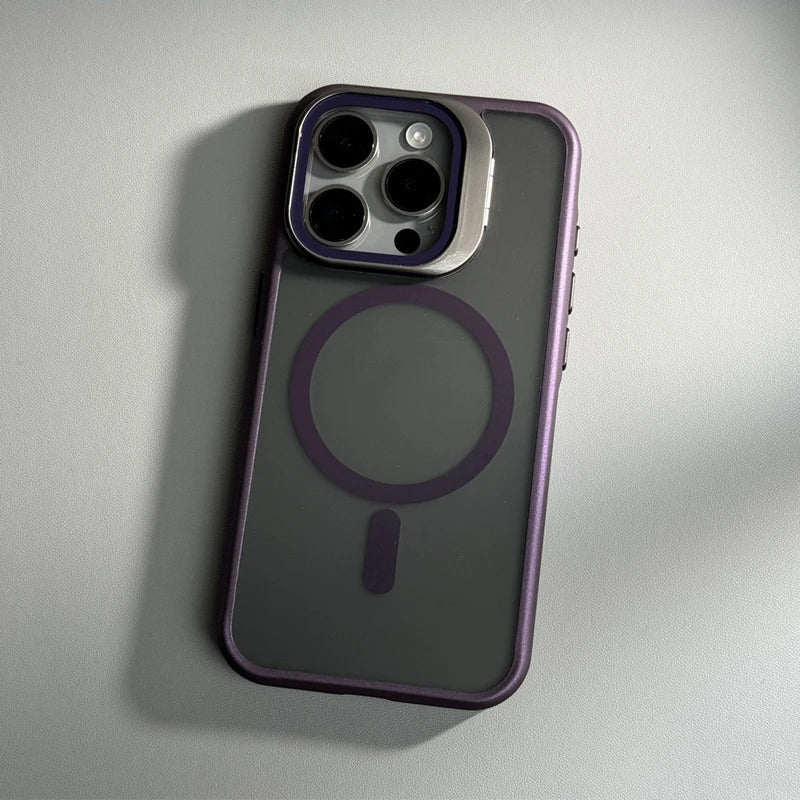Case iPhone Nano Ultra com proteção blindada de câmeras e MagSafe