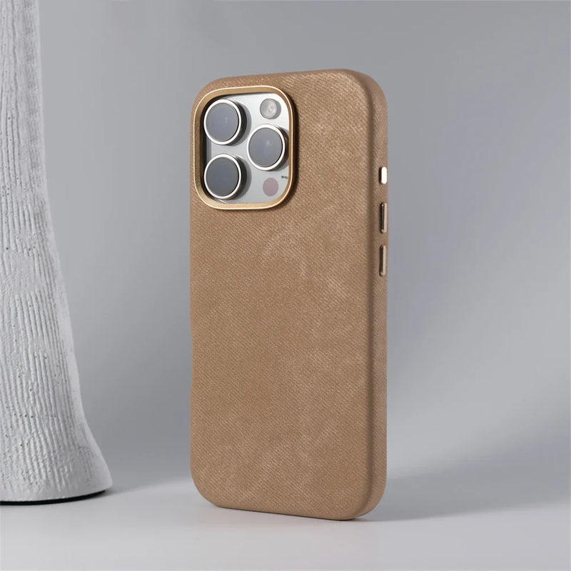 Case iPhone em Tecido e Carregamento MagSafe