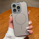 Case iPhone com Protetor de Lentes para Câmera e MagSafe