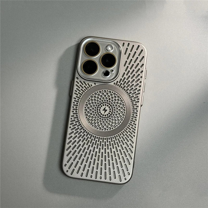 Case iPhone com dissipação de calor e carregamento MagSafe