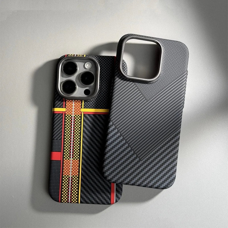 Case iPhone em fibra de carbono e carregamento MagSafe