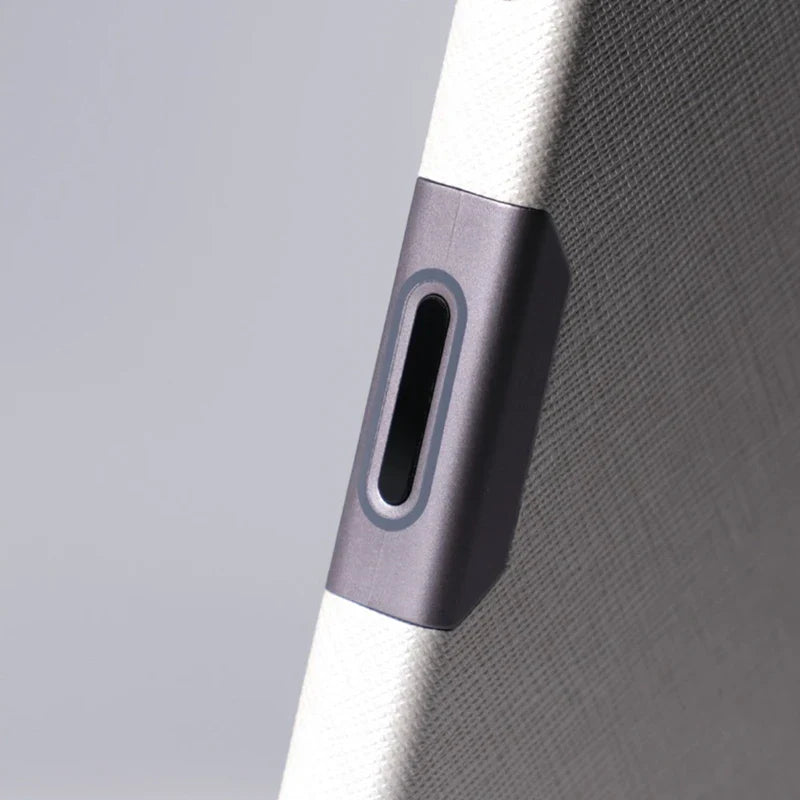 Case iPhone em Couro com Metal e Carregamento MagSafe