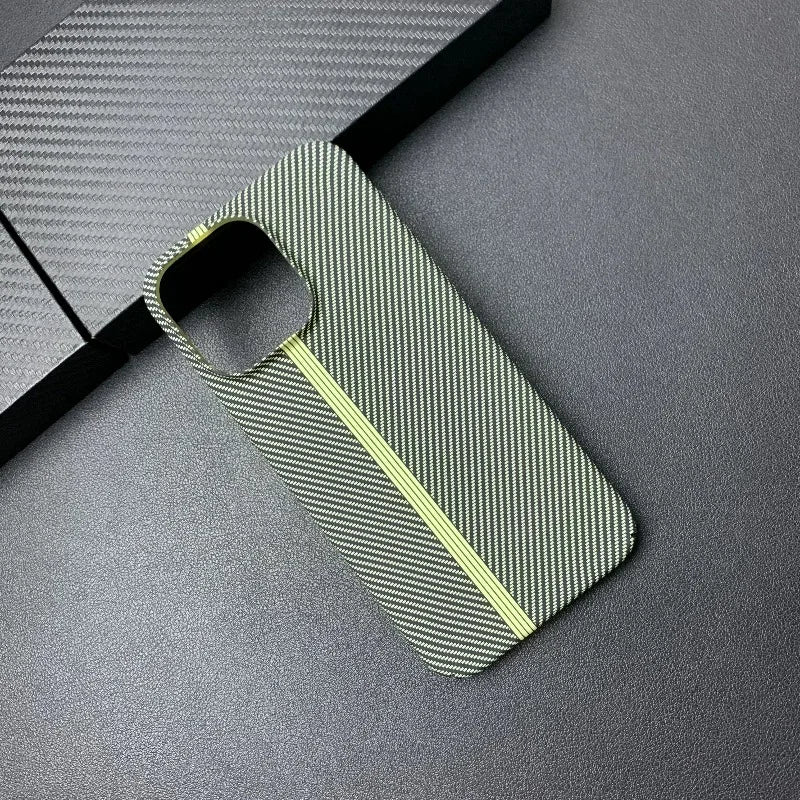 Case iPhone Carbon Prime em Fibra de Carbono Minimalista