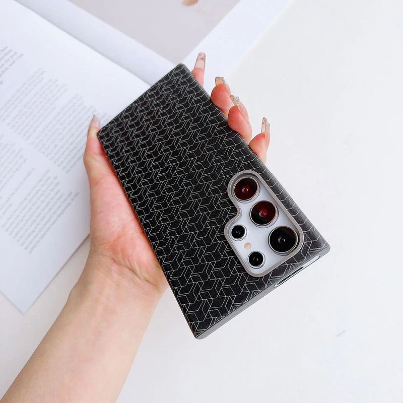 Case Samsung em Couro Xadrez Minmalista