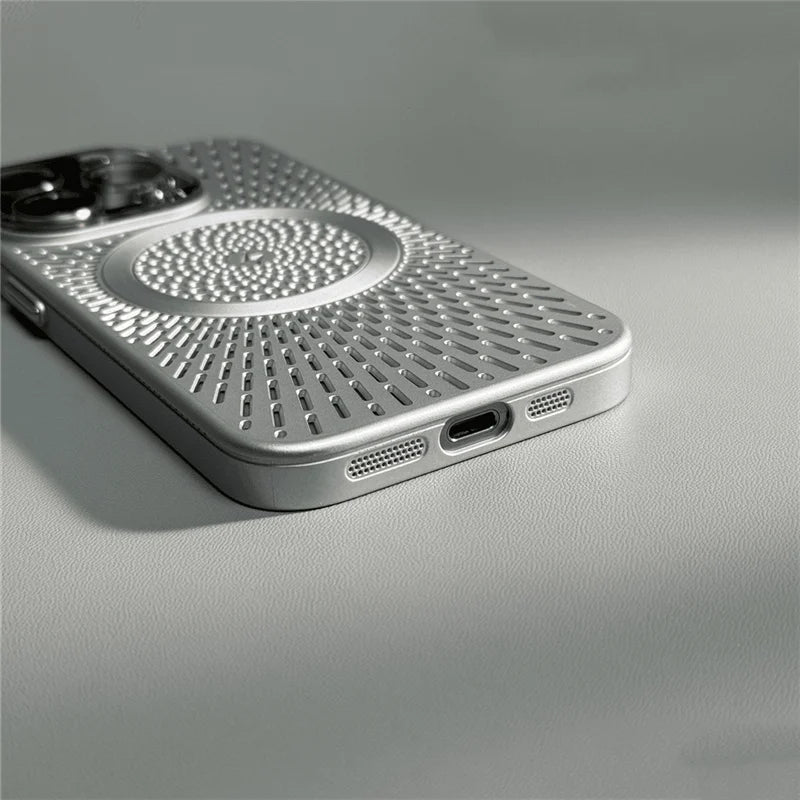 Case iPhone com dissipação de calor e carregamento MagSafe