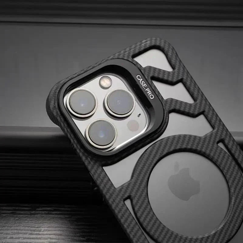 Case iPhone em carbono com dissipação de calor e MagSafe