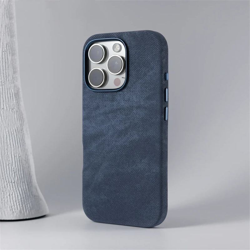 Case iPhone em Tecido e Carregamento MagSafe