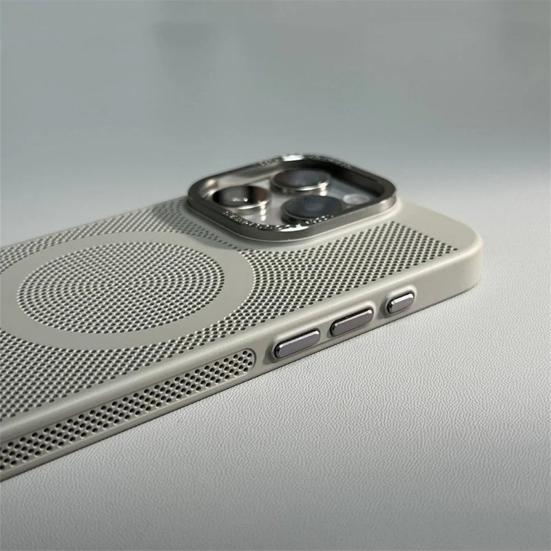 Case iPhone com Dissipação de Calor e Carregamento MagSafe