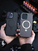 Case iPhone Nano Carbon com carregamento MagSafe