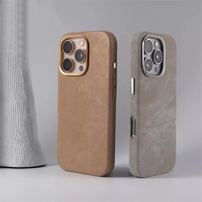 Case iPhone em Tecido e Carregamento MagSafe