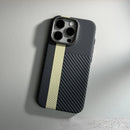 Case iPhone em fibra de carbono e carregamento MagSafe